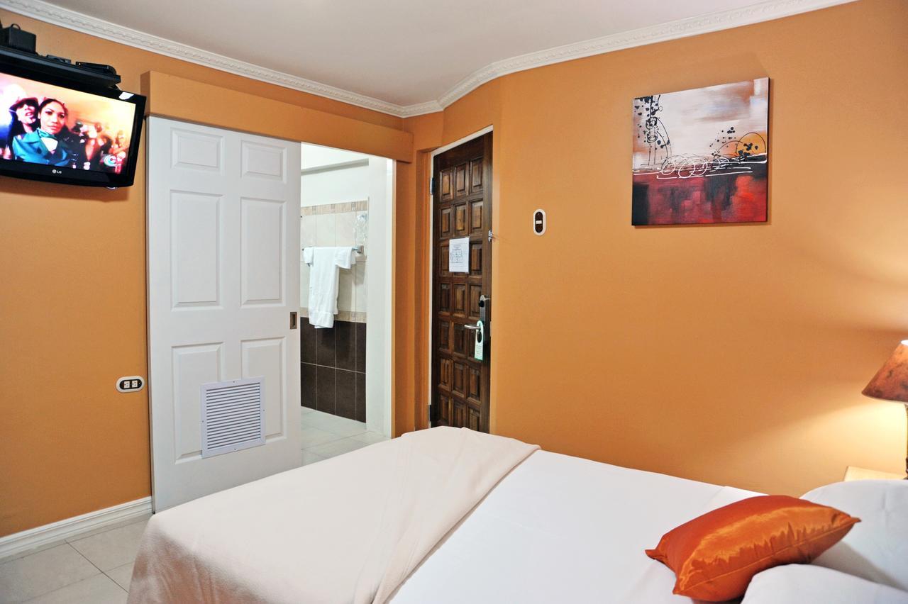 Culture Crossroads Inn Port of Spain Eksteriør billede
